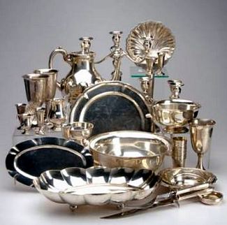 Hallmarked American, Mexican and Japanese silver hollowware and flatware